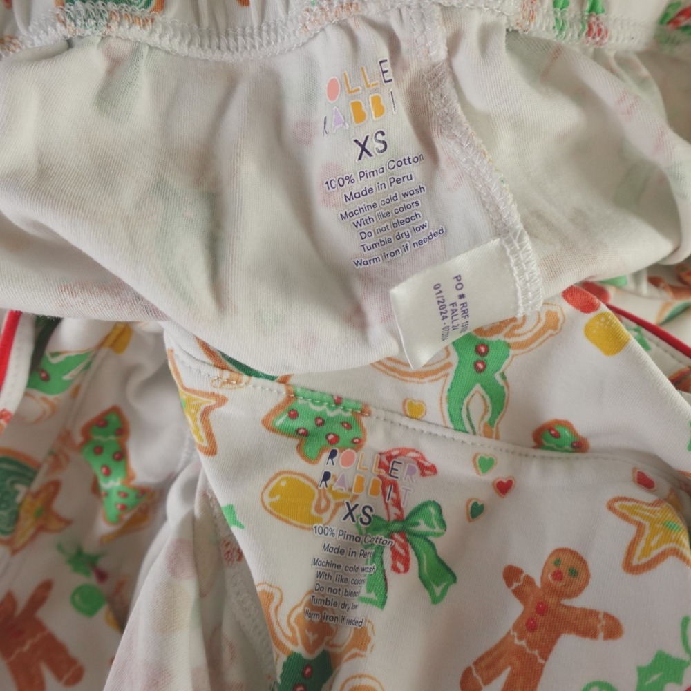 Roller Rabbit Pajama Set‎ Gingerbread Party - Picture 6 of 16